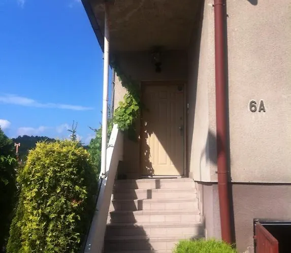 ホームステイ Lebska